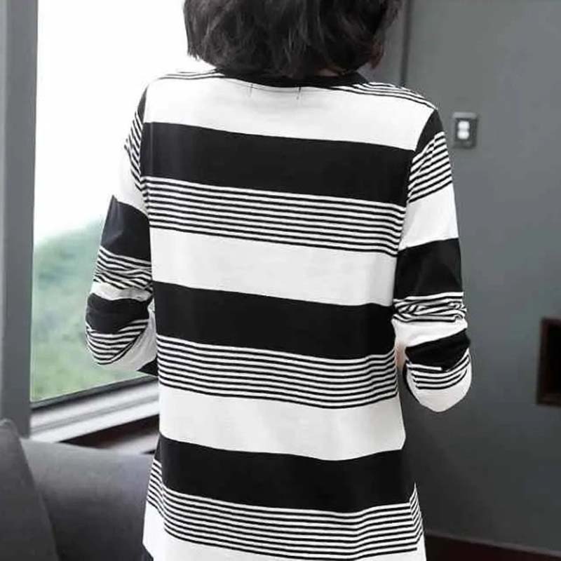 Mom Spring and Autumn Long Sleeve T-Shirt Loose Striped Top Short Casual Bottoming Shirt