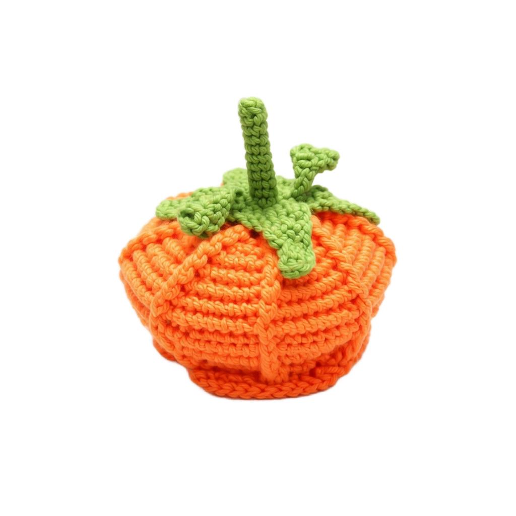 Cappello a forma di zucca di Halloween lavorato a mano all'uncinetto per neonato e bambino piccolo