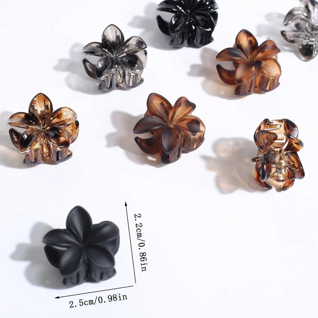 Nya slumpmässiga 10 st mini-blommor i akryl hårspännen för kvinnor vintage hårklor krabbklämma hårspännen flicka huvudbonad tillbehör
