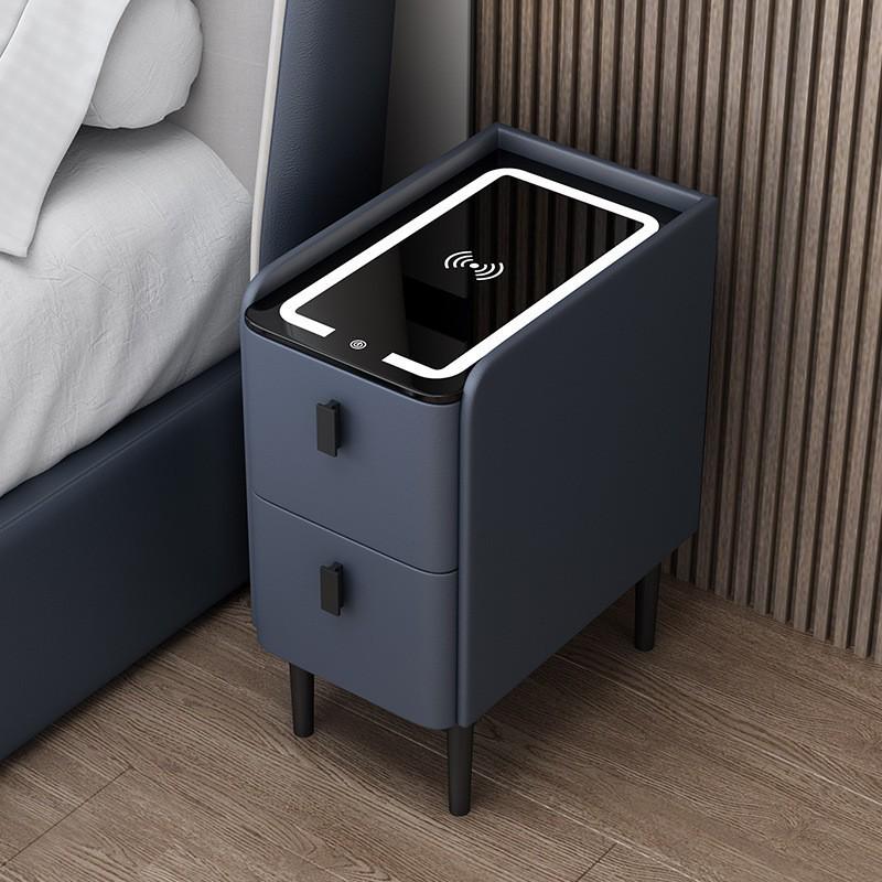 Īpaši plāns viedais naktsgaldiņš ar Bluetooth