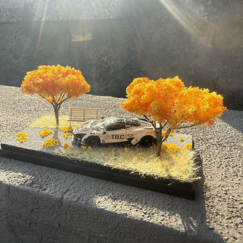 Clear Acrylic 1:64 Car Model Display Box Autumn Diorama Mini Scene Desktop Decor for Tabletop Display Use