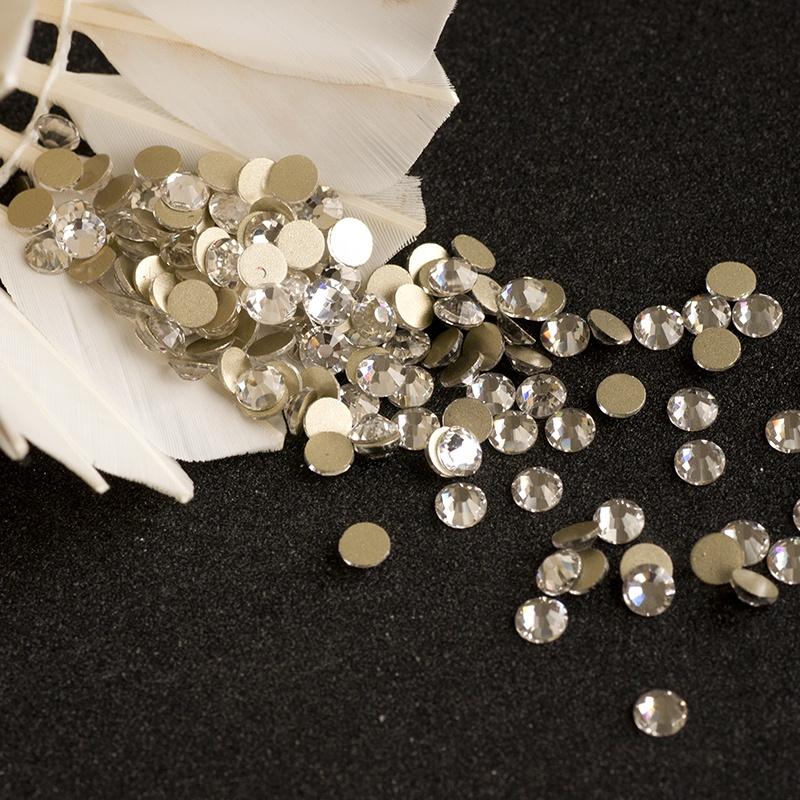 YANRUO Superior Quality Non Hotfix Glass Rhinestones Flatback Rhinestone  for Nails and Garment