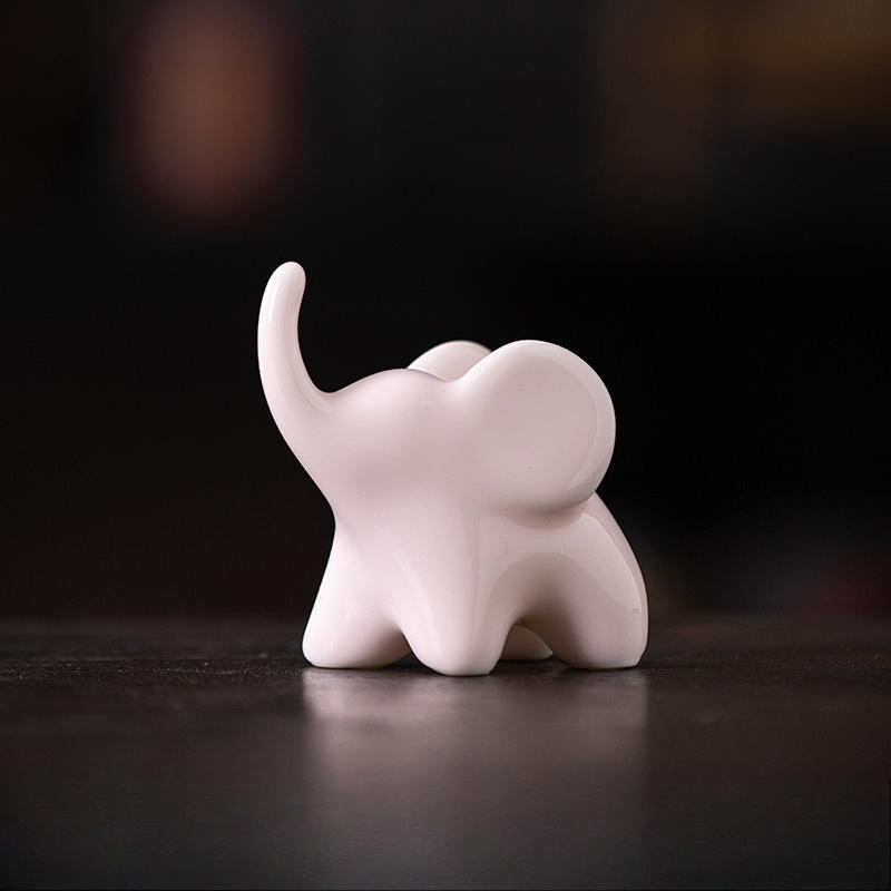 Mini Elephant Ceramic Ornament Cute Desktop Decor Gift for Girlfriend Home Office Collectible Figurine Home Decor