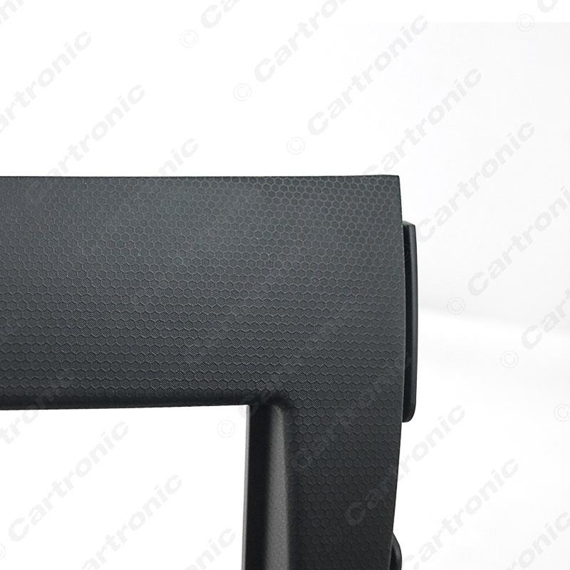 Mitsubishi Outlander 2008-2012 Car Audio & Video Modification Frame Panel