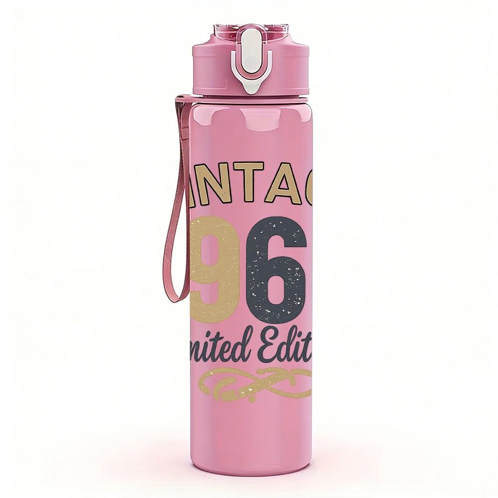 1PC Vintage 1966 Limited Edition Badge Print 750ml Color Plastic Sports Water Bottle Leakproof Flip Straw Lid Suitable for Sports Office Home Use