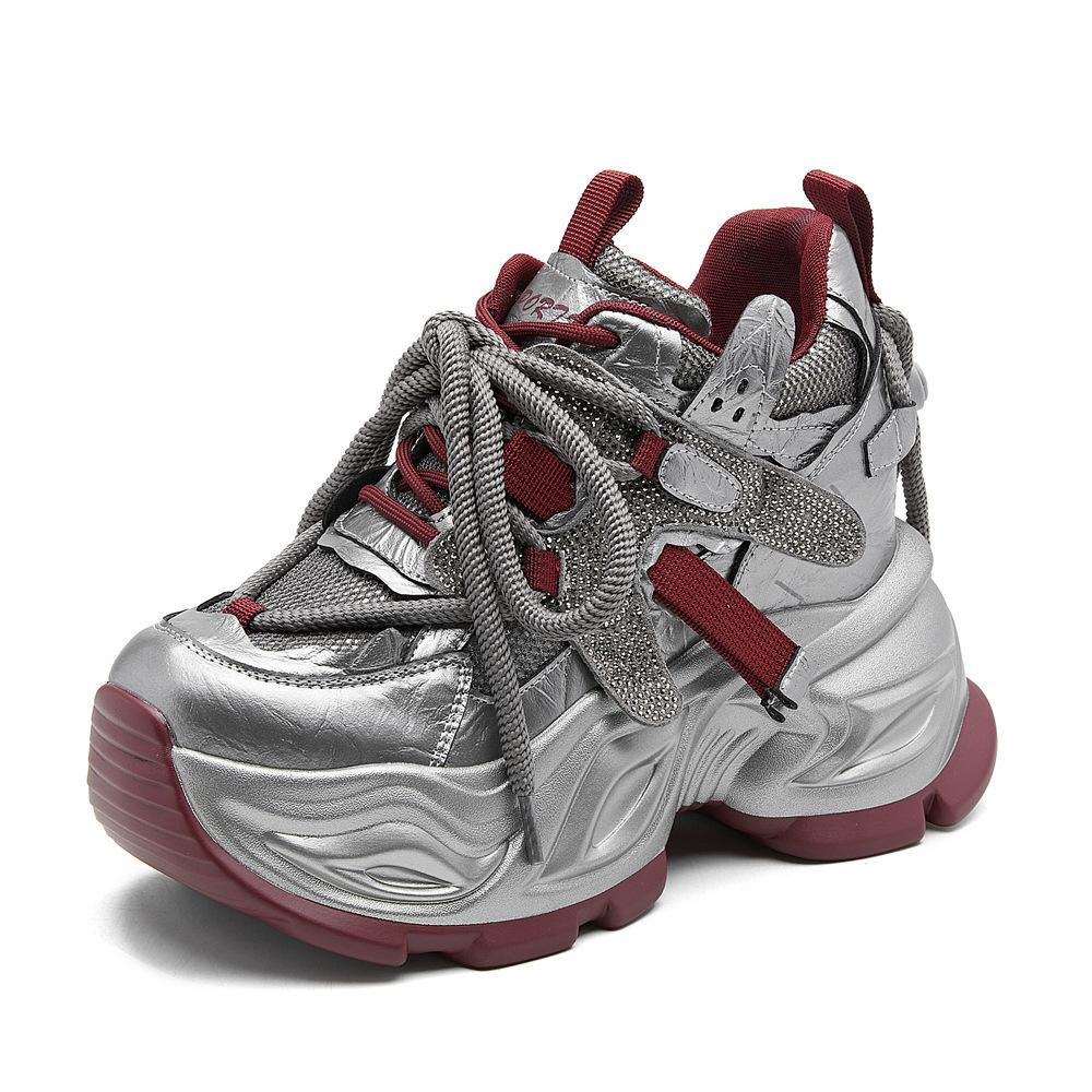 

Стразы платформа кроссовки папа женские 2025 весна новые модные универсальные повседневные спортивные туфли маффин внутренняя высота увеличивающая женская обувь 40