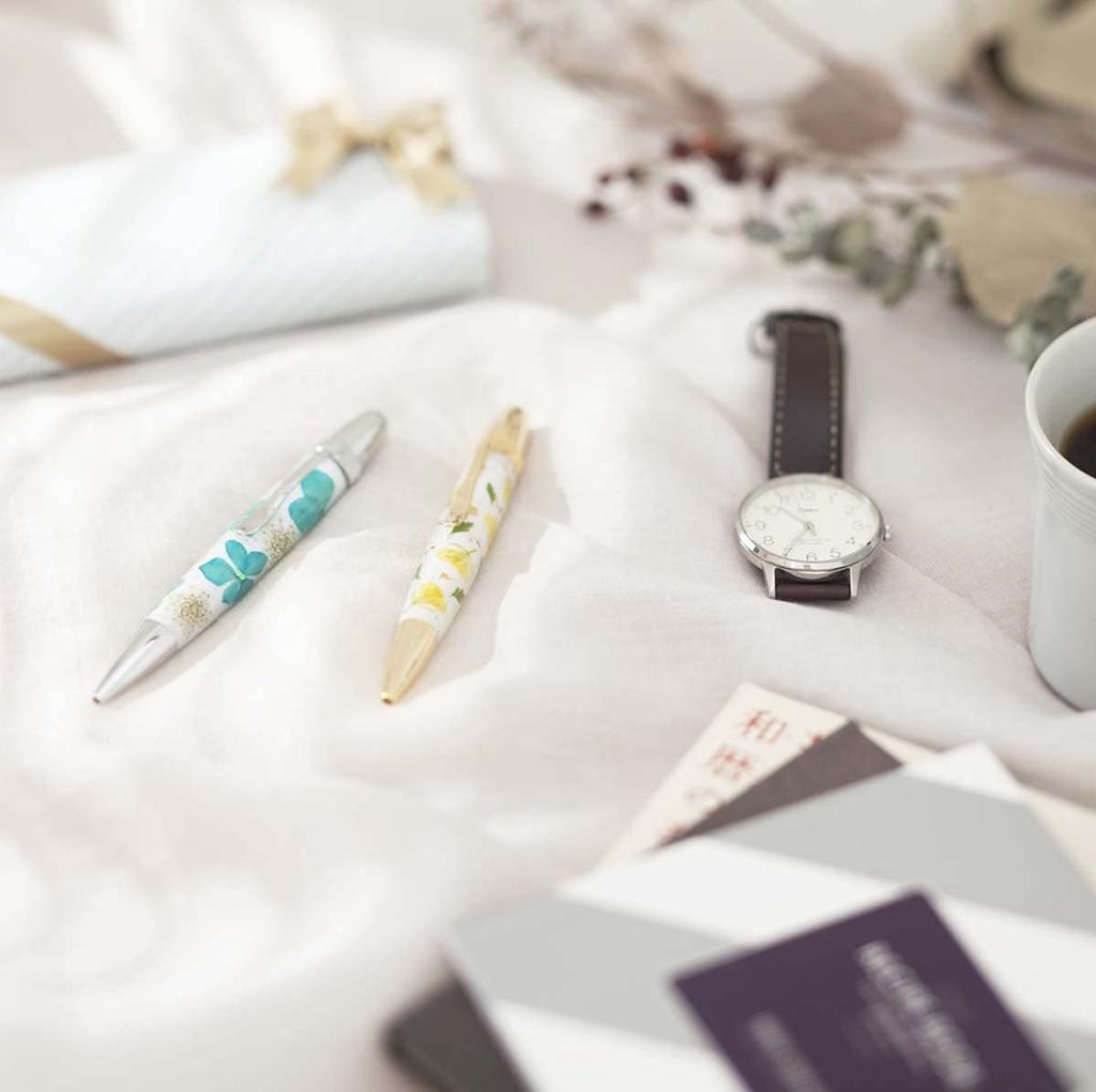 Tfb 2021 Flower Clover Light Premium Ballpoint Yasutaka Takeuchi F-STYLE Pen, Four-Leaf Design, Blue, Pen,