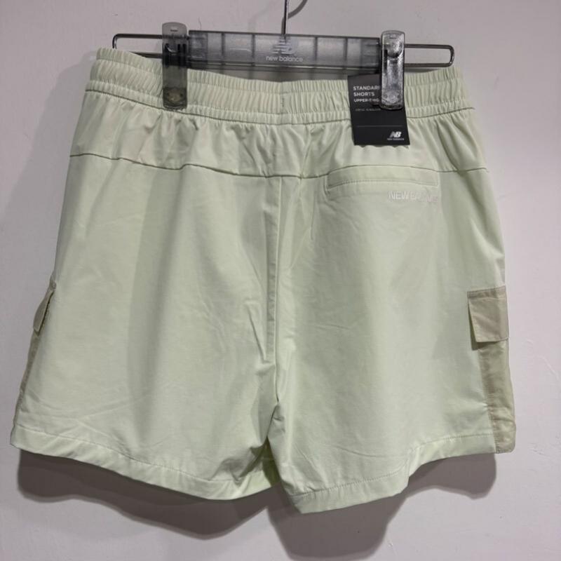 NeW Balance W 3.5 Woven Cargo Shorts nbnvf2W512 Light Green