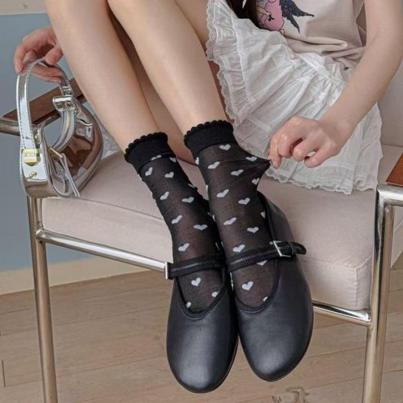 Ladies Spring and Summer Thin Love Crystal Silk Auricle Lace Breathable Cylinder Stack Socks