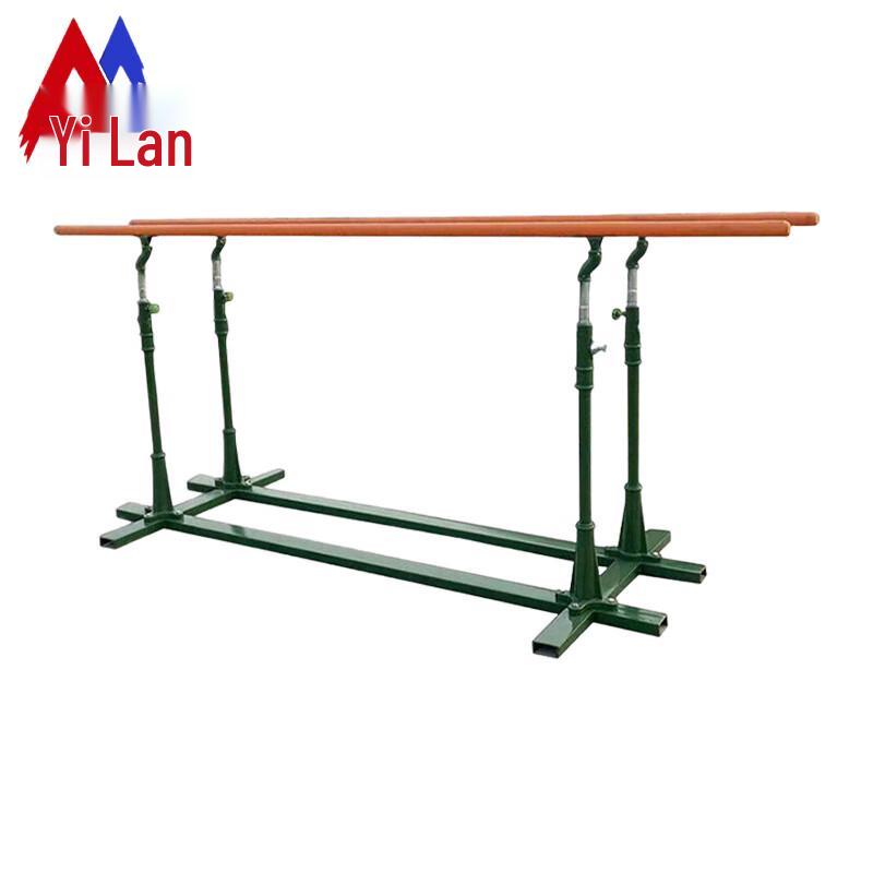 

Adjustable Outdoor Pull-up and Dip Station