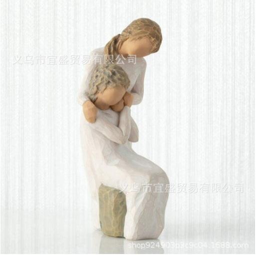 Valentine's Day Wood Carving Style Couple Figurine Resin Craft Romantic Embrace Home Decor