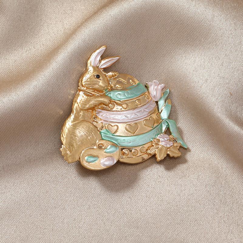 Vintage Bunny Pin With Electroplated Finish For Unisex Animal Collectible Accessory