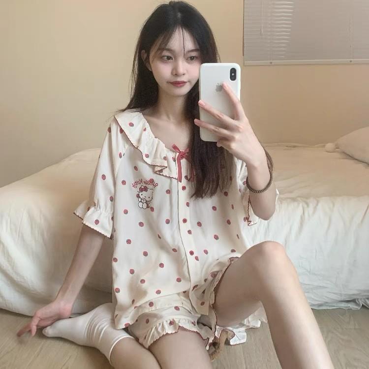 

Doll collar lace polka dot Hello Kitty pajamas women s short-sleeved shorts two-piece set women s casual lazy style loungewear S