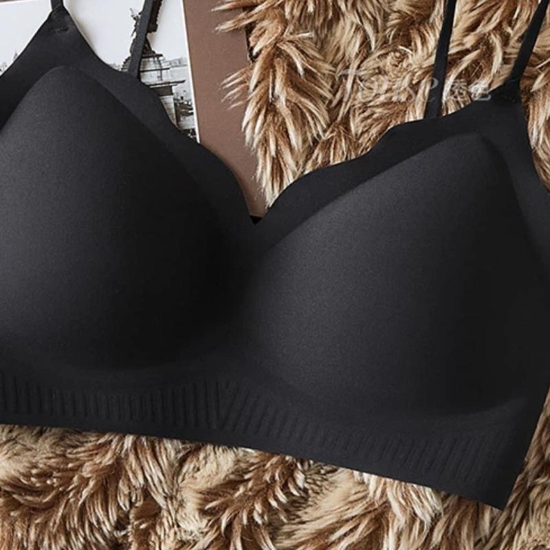 Nude Seamless Wireless Bra with Wavy Neckline and Adjustable Thin Straps