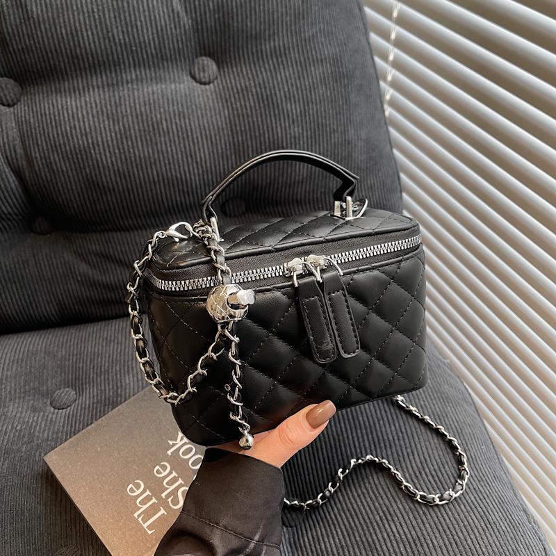 Women's 2025 Argyle Embroidery Small Handbag: Versatile Chain Crossbody, Handheld Box, Square Bag for Spring/Summer Fashion