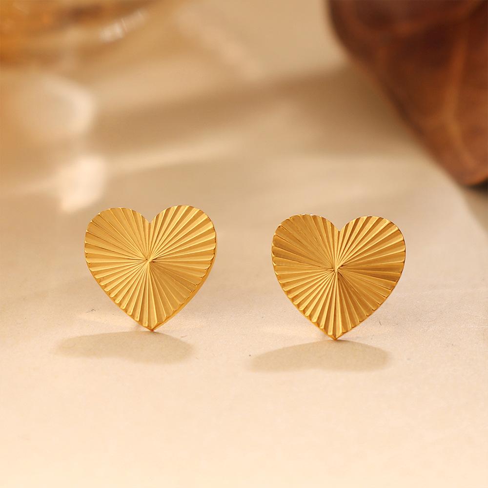 Gold Irregular White Shell Love Stud Earrings Simple Ins Wind Heart Earrings