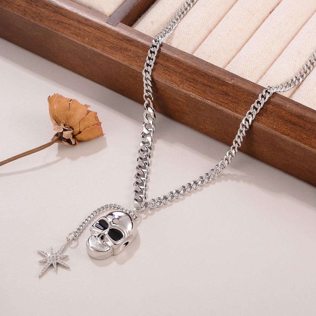 Skull necklace European and American personality hexagonal star accessories foreign trade hot-selling punk versatile pendant