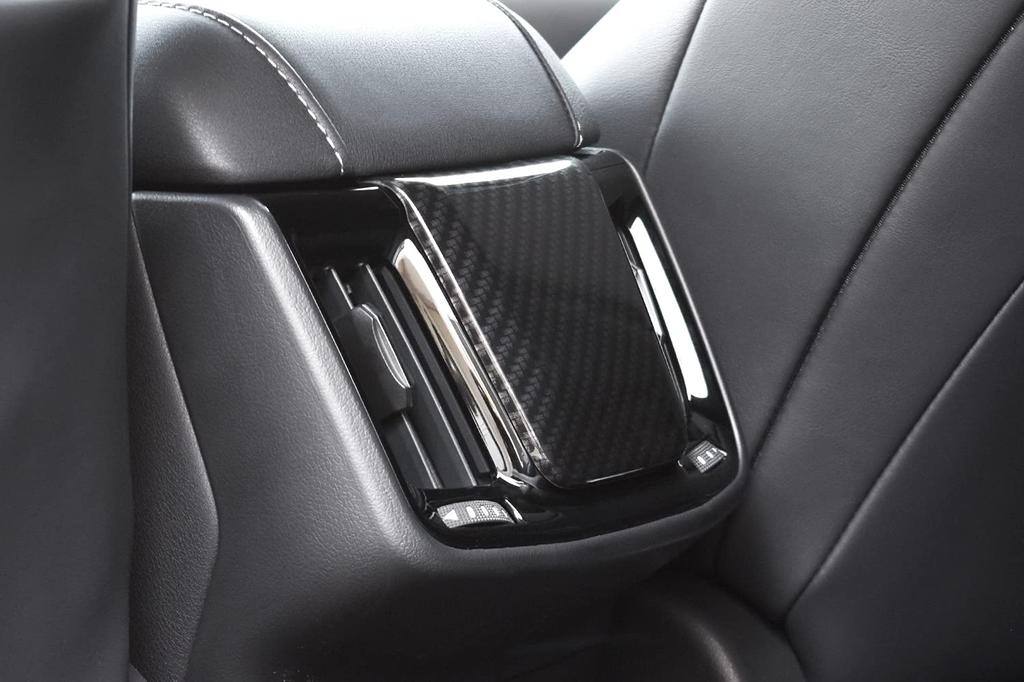 SecondStage T583DCB Toyota Crown Serie 220 CROWN Föregående Säsong Bil Baksäte Accentpanel Digital Kolfiberstil