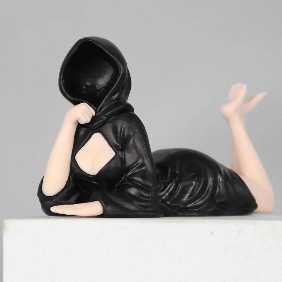 3D Mysterious Halloween Statue Gothic Black Robe Queen Figure Bookshelf Sculpture Spooky Sitting Statues Desktop Ornaments Gifts