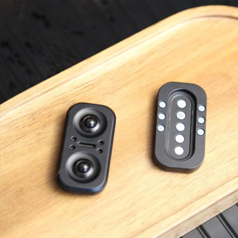 Owl Fidget Rotator Fidget Magnetic Slider Hand Rotator Metal Edc Office Desk Toy for Adults and Children Gift Fidgeting Toys