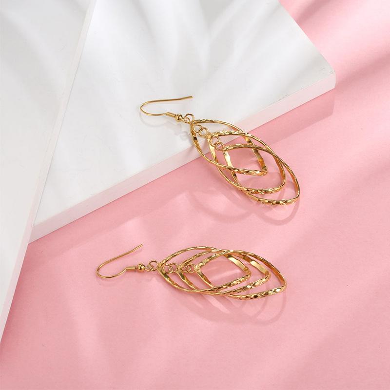 New Titanium Steel Temperament Exaggerated Dongda Door European And American Earrings