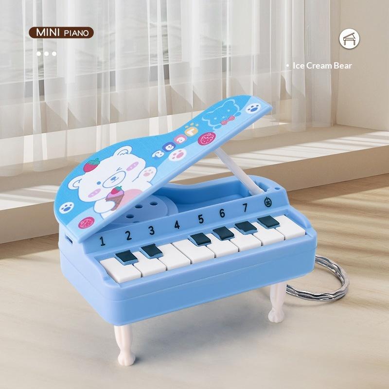 Mini Desktop Piano Keychain Cute Music Game Machine Innovative Study Toy for Kids Bag Accessories