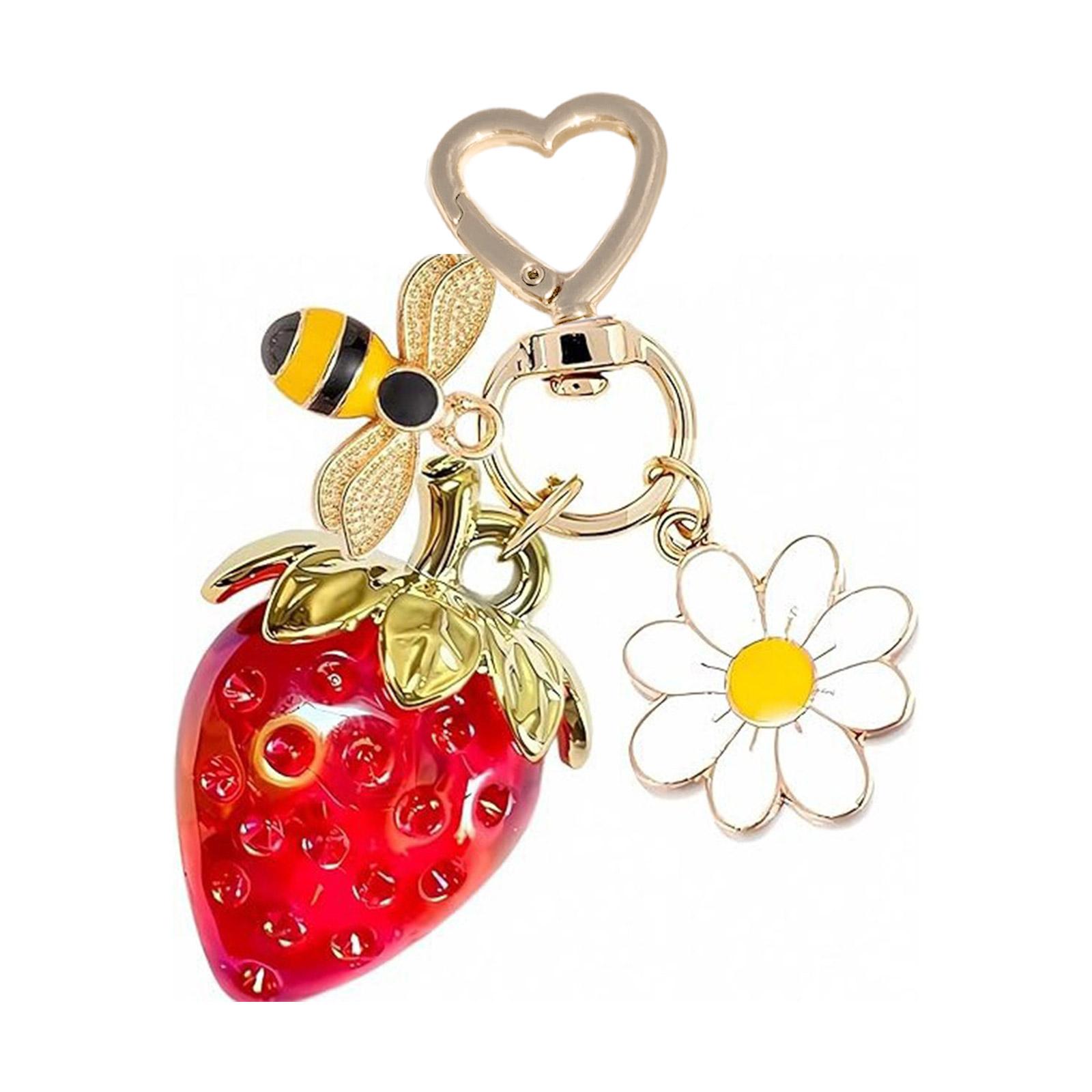 

Resin Strawberry Daisy Keychain Lightweight Durable Waterproof Accessory For Everyday Use C