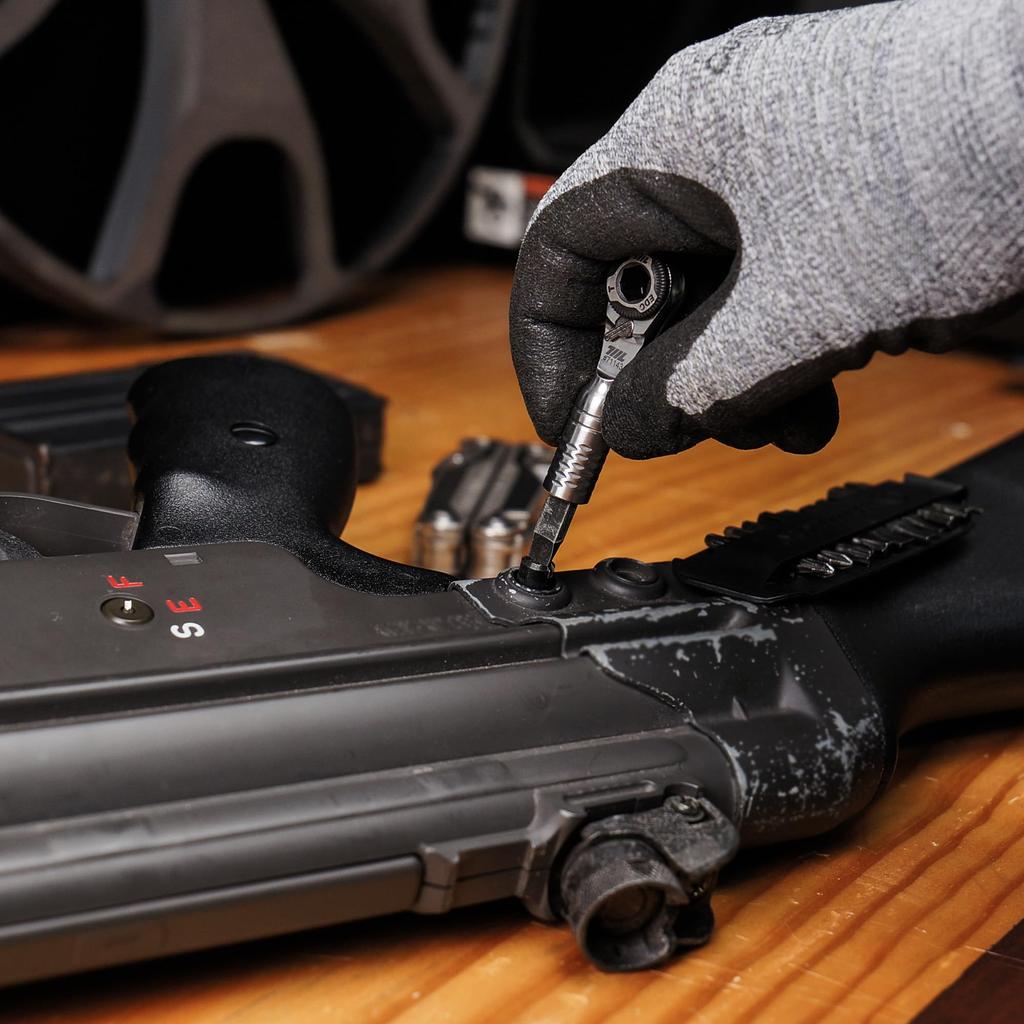 711L Mini Chiave a Cricchetto TG La Più Piccola del Mondo 1/4 di Pollice Chiave a Cricchetto EDC, Acciaio Inossidabile, Compatibile con Punte a Doppia Testa