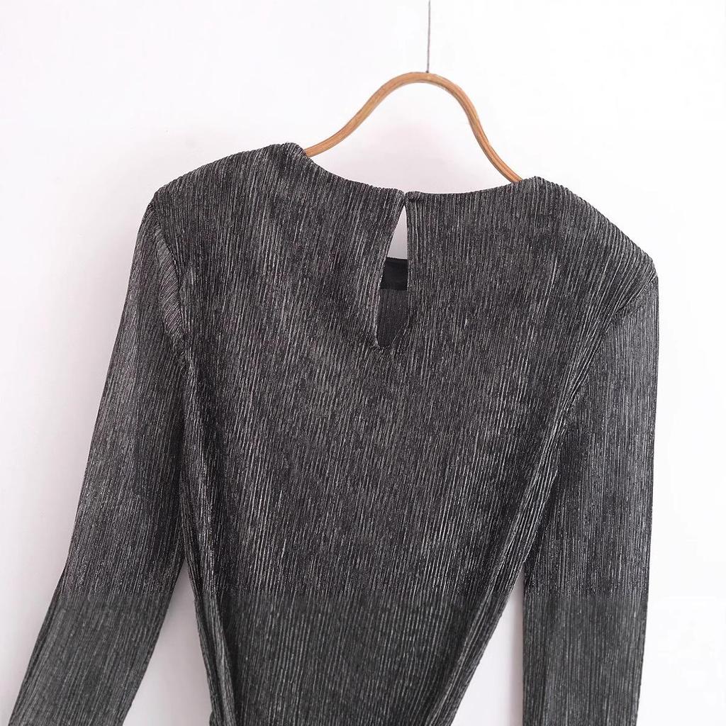 Spring 2025 Women's European & American Style Casual Pleated Dress with Simple Round Neck