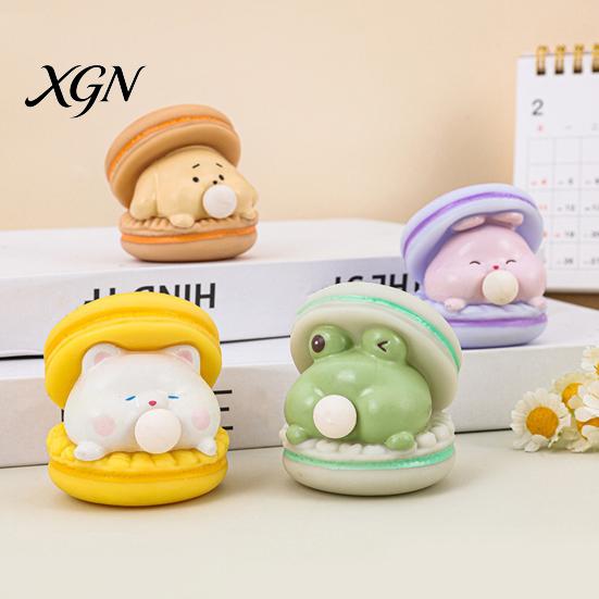 Stress Relief Toy Bubble-Breathing Burger Squeeze Soft TPR Fidget for Macaron Ball Cute Macaron-Shaped Decompression Gadget Kids Adults Sensory