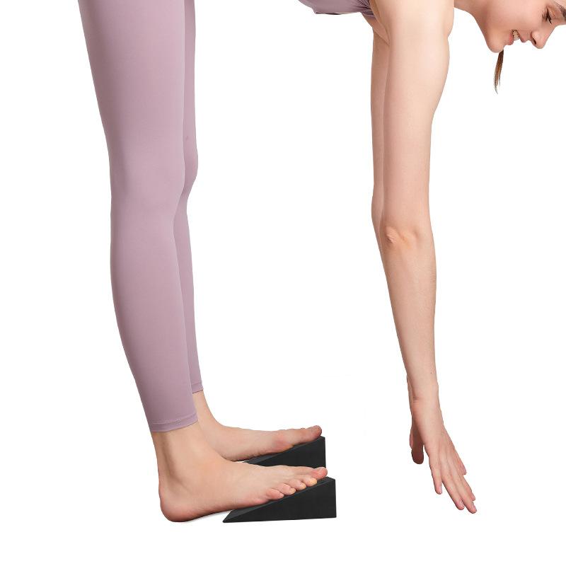 1 Pair Yoga Slant Boards for Deep Squats, Wedge Blocks for Fitness Weight Training, EVA Calf Elevation Stretching, And Heel Lift Incline Boards