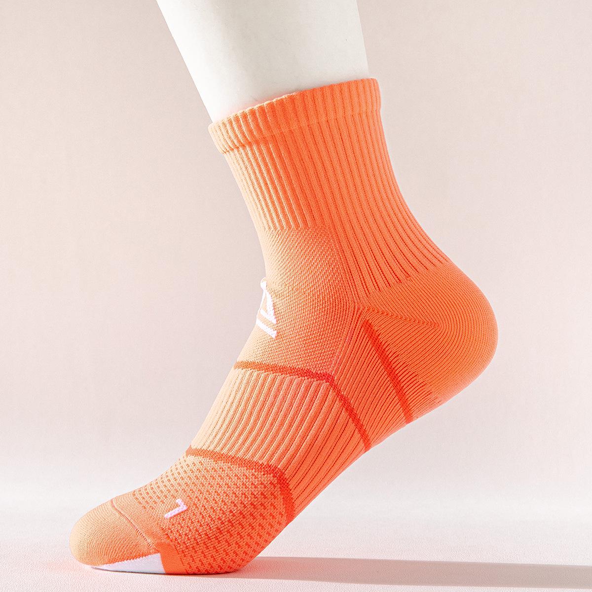 

Unisex Mid-Calf Compression Running Socks - Breathable, Quick-Drying, All-Season Fitness & Outdoor Sports Socks Women s 929 (EU 34-39)