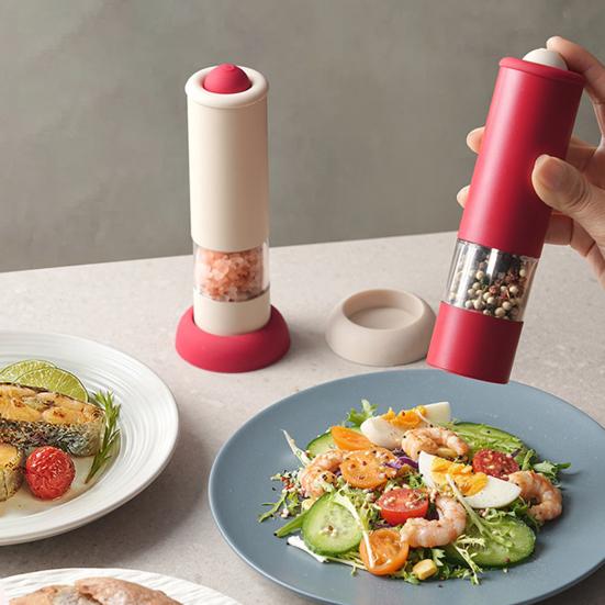 Elektrický mlýnek na pepř Dobíjecí mlýnek na sůl a koření s nastavitelnou hrubostí Ovládání jednou rukou Kuchyňský nástroj na koření