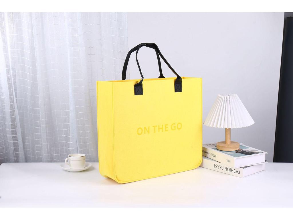 Stylish Internet Celebrity Felt Tote Bag - Fashionable Handbag for Shopping, Gifts, and Exhibitions