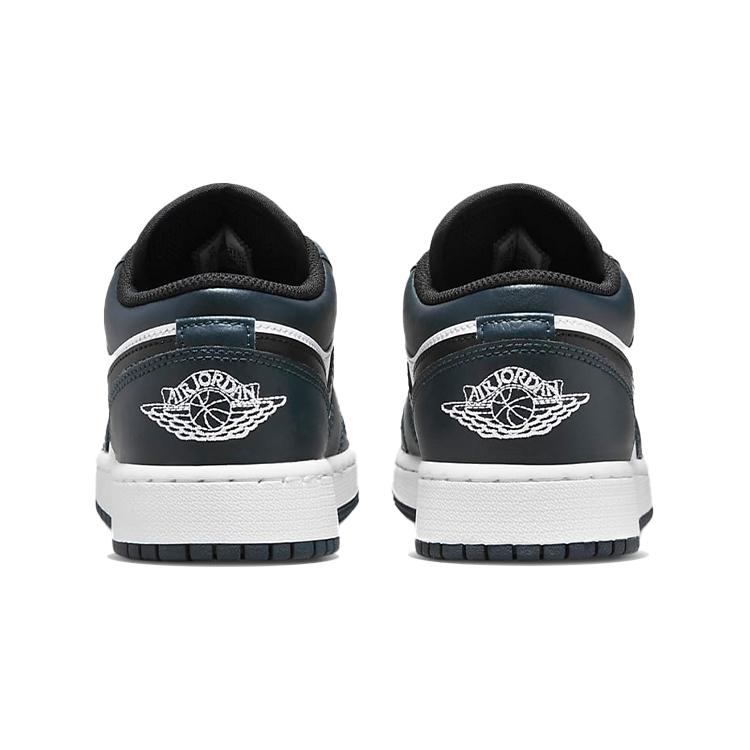 Air Jordan 1 Low Grade School 'Armory Navy' (Unisex) Armory Navy / Black / White Kids' Basketball Shoes 553560 411