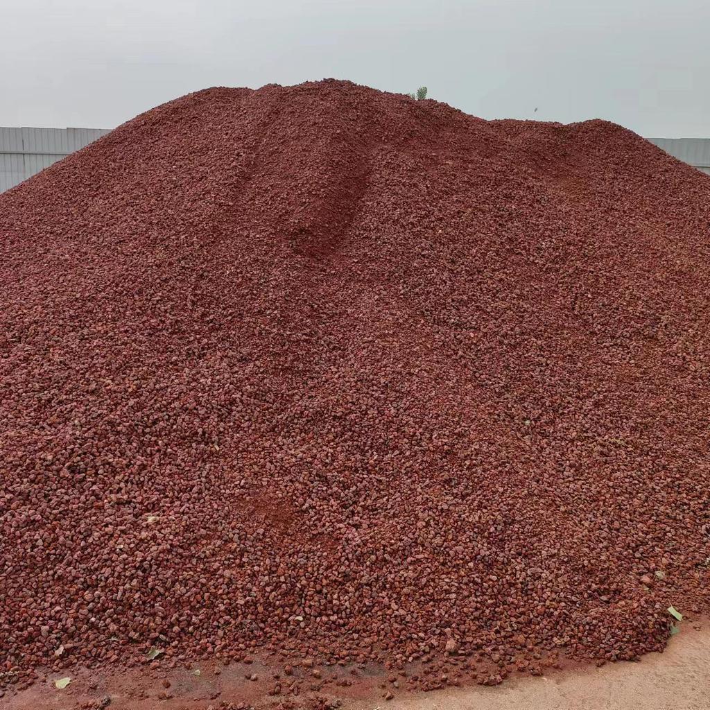 Lightweight Pumice Volcanic Rock Filter for Water Treatment and Garden Landscaping.