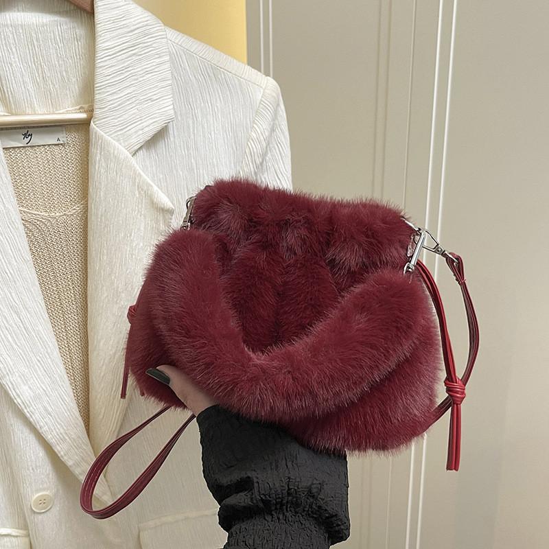 IELGY Ladies Messenger Bag Autumn Winter White Furry Bag