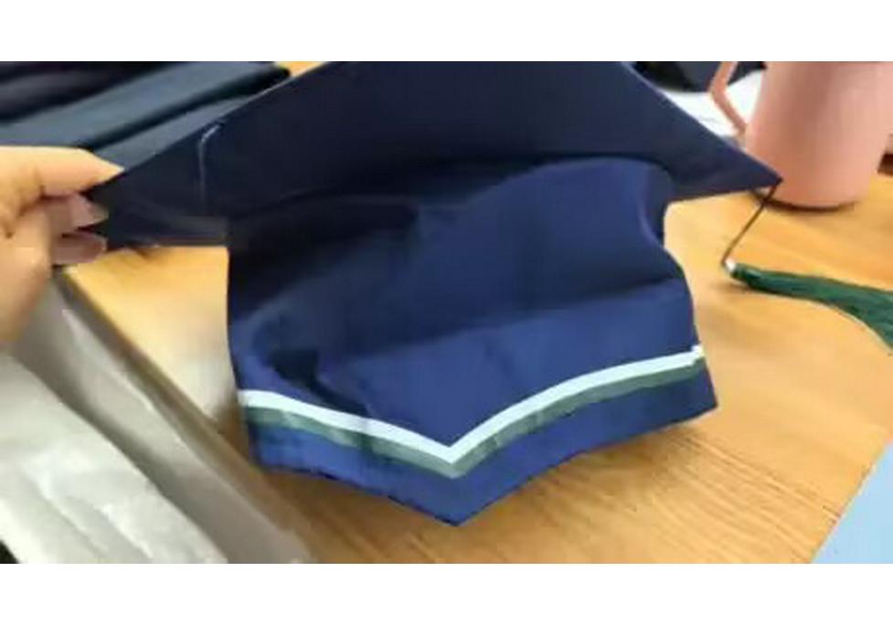 Primary & Secondary School Student Graduation Set: Children s Bachelor s & Doctor s Robes with Hats for Graduation Photos. Size 58