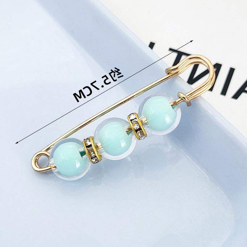 Waist Pin Accessory Brooch for Adjusting Clothing Fit and Preventing Exposure