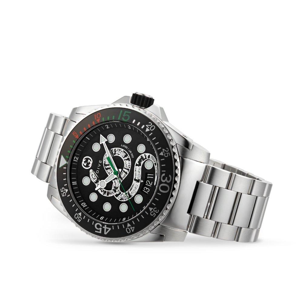 Gucci Orologio da uomo con quadrante serpente nero YA136218