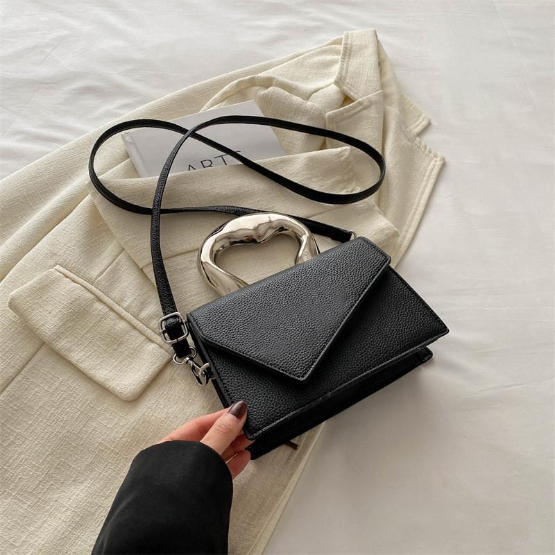 

Trendy And Elegant Minimalist Small Square Crossbody Bag For Women With Unique Personality And Colors чёрный