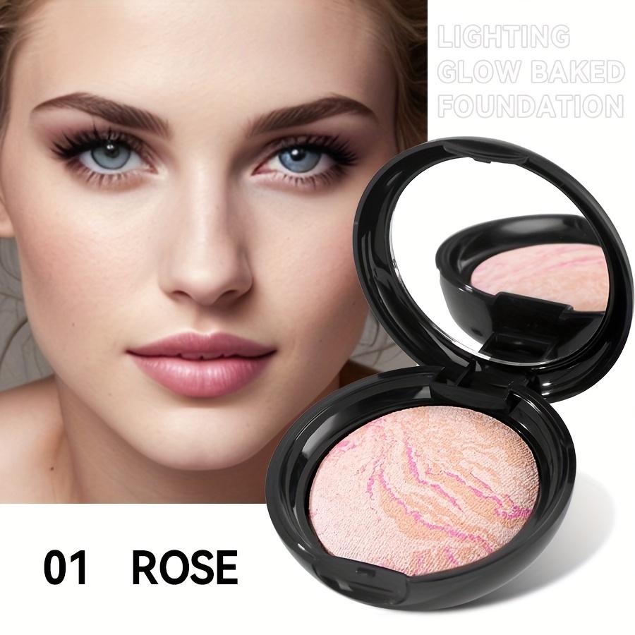 Le fond de teint en poudre crée un maquillage longue tenue pendant 24 heures. Disponible en trois teintes, il s'adapte intelligemment aux tons de peau