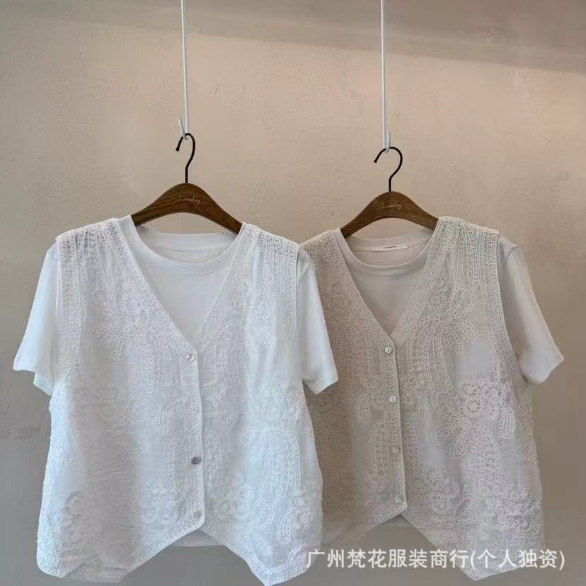 Literary and thin embroidered lace vest vest women's new casual style blouse temperament top apricot cotton