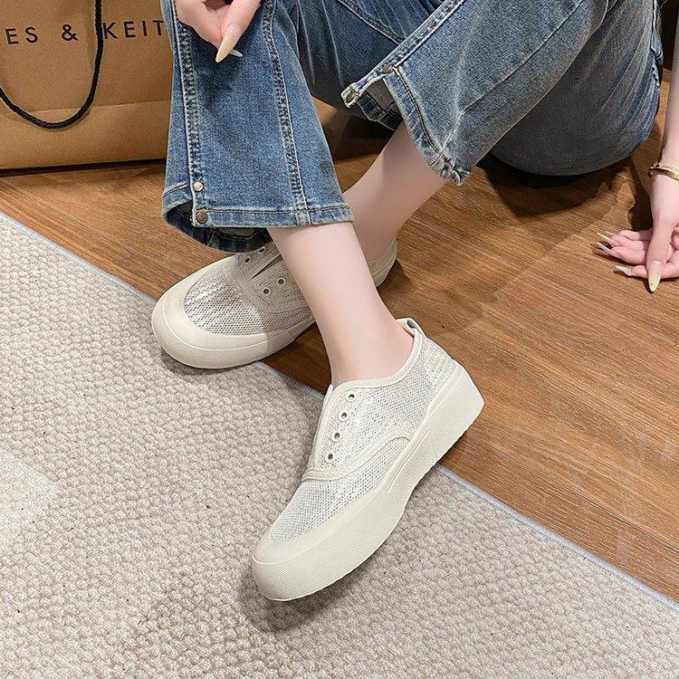 Hong Kong lazy one-pedal single shoes women's 2025 new little white shoes spring breathable mesh sequins platform casual board shoes