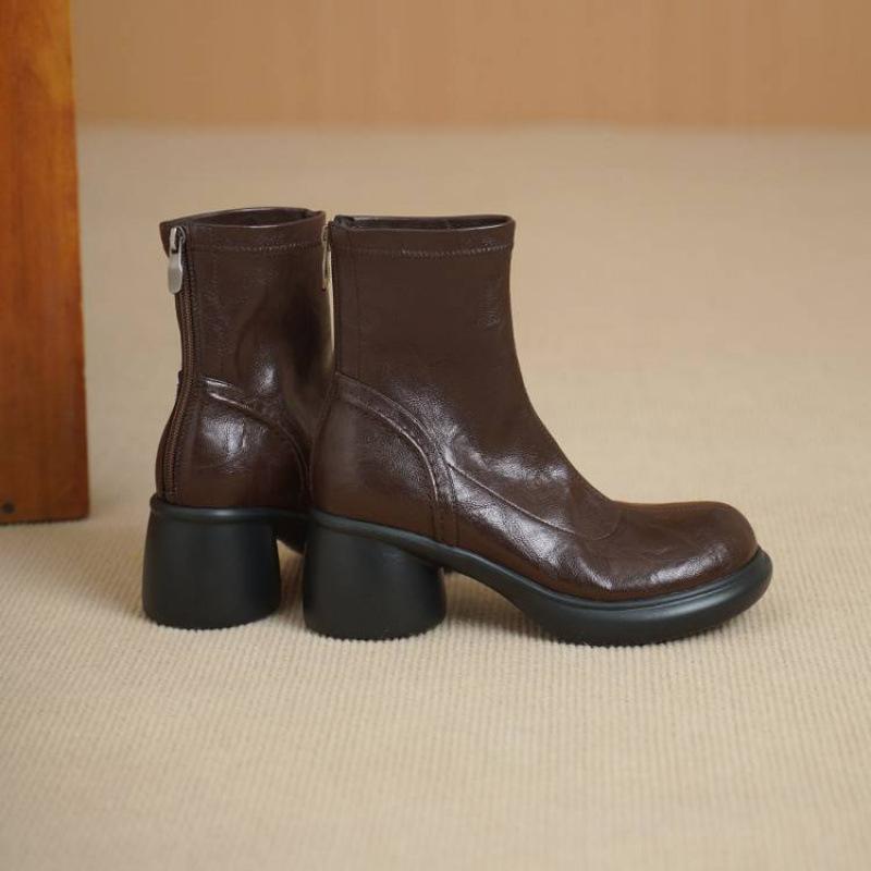 

Осень и зима универсальные кожаные модные ботинки на толстой подошве, нескользящие, женские ботинки большого размера, новые ботильоны из коровьей кожи на среднем каблуке с задней молнией 40