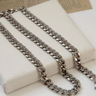 שרשרת שרשרת אופנתית מפלדת אל-חלד יומיומית לנשים