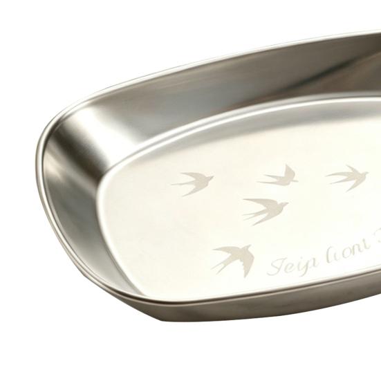 Stainless Steel Food Storage Tray Strawberry Bear Swallow Pattern Food Grade Portable Outdoor Picnic Fruit Snack Candies Serving Dish Plate