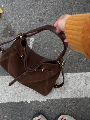 2024 Damen Wildleder-Tote mit großer Kapazität: Herbst/Winter Lässige Schulter- und Umhängetasche
