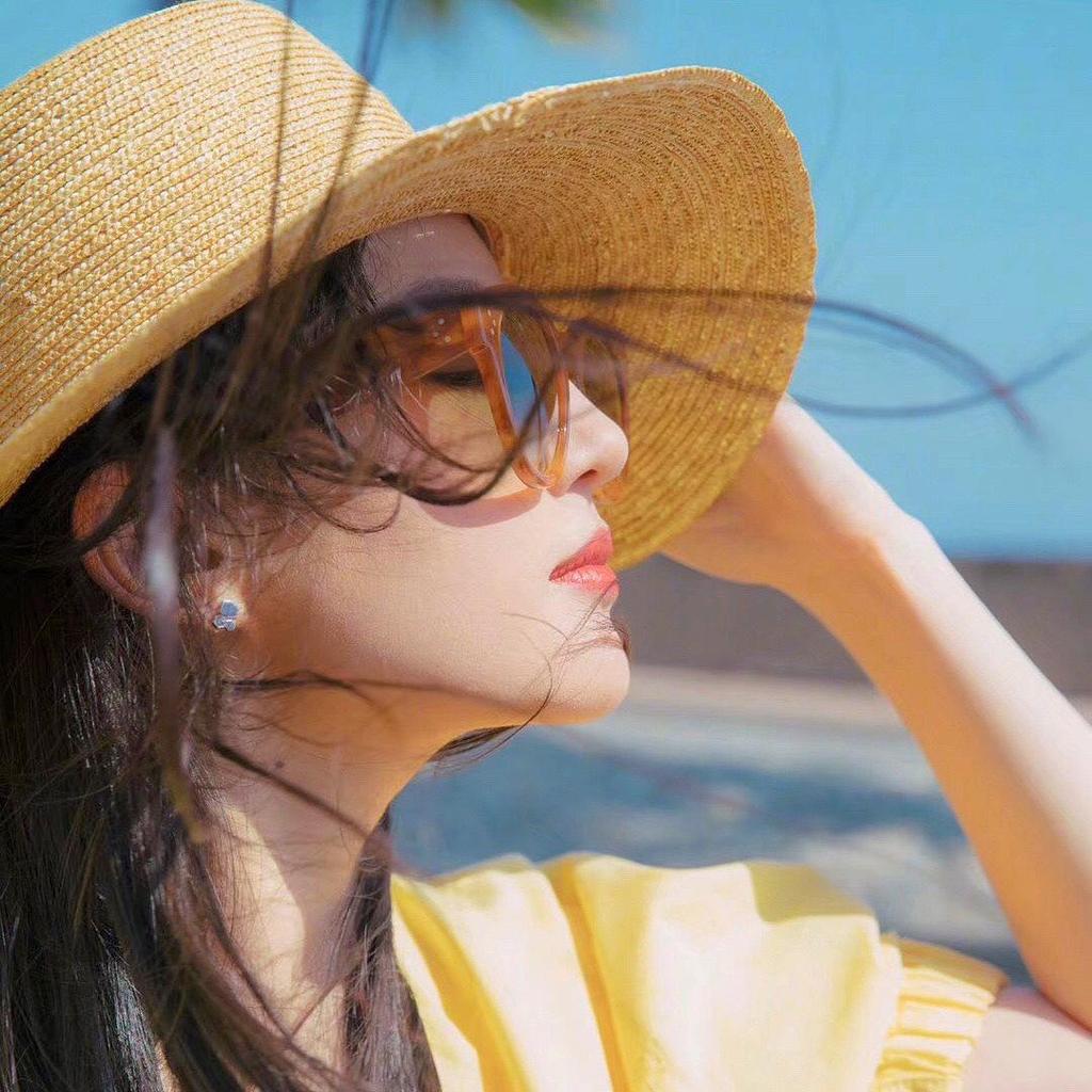 Shangmei 18K Gold Plated Honeycomb Diamond Stud Earrings - Exquisite, Non-Fading Craftsmanship.