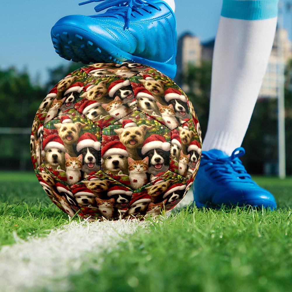 Christmas Dog Theme Size 5 Soccer Ball, Suitable for Both Indoor and Outdoor Matches, a Gift Suitable for Everyone.